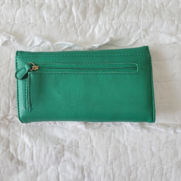 Kelly Green and Gold Hardware Wallet NWOT Faux Leather - Picture 4 of 10